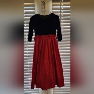 Beautiful party dress for girls black and red with petticoat size 10 Jessica McC